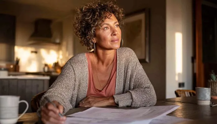 Acceptation pure et simple, acceptation à concurrence de l'actif net ou renonciation à la succession : comment choisir ?